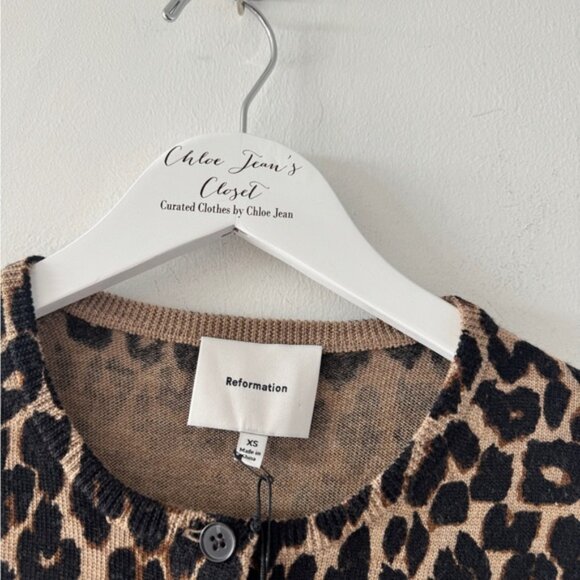 REFORMATION NWT Bernadette Crew Cardigan in Leopard XS - Picture 5 of 6
